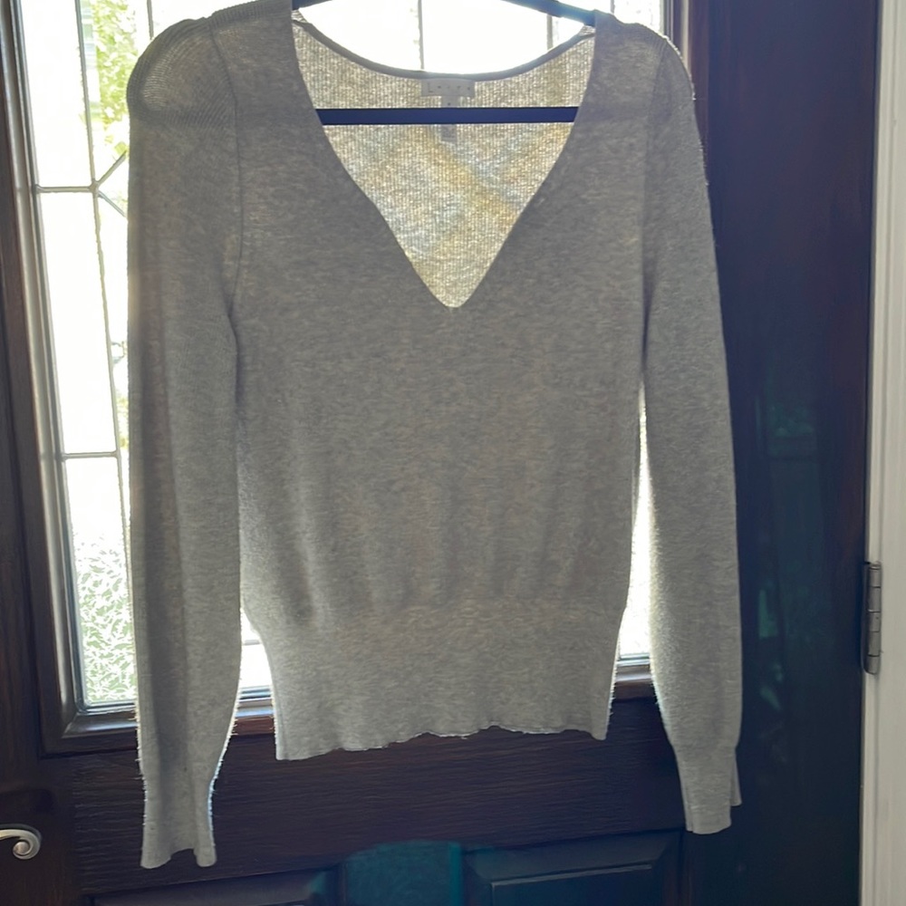 Size M grey sweater